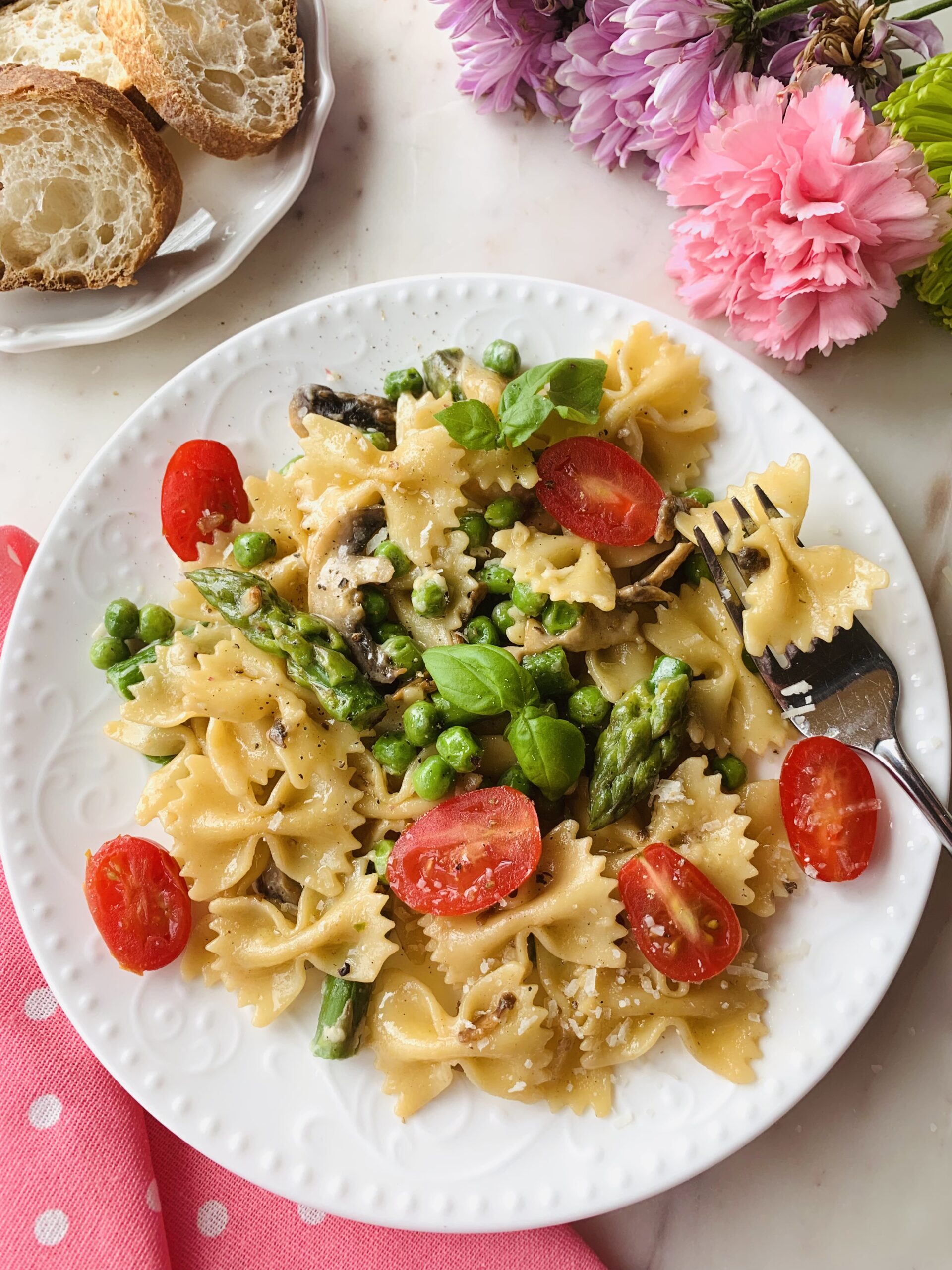 Creamy Springtime Farfalle Alfredo - A Perfect Feast