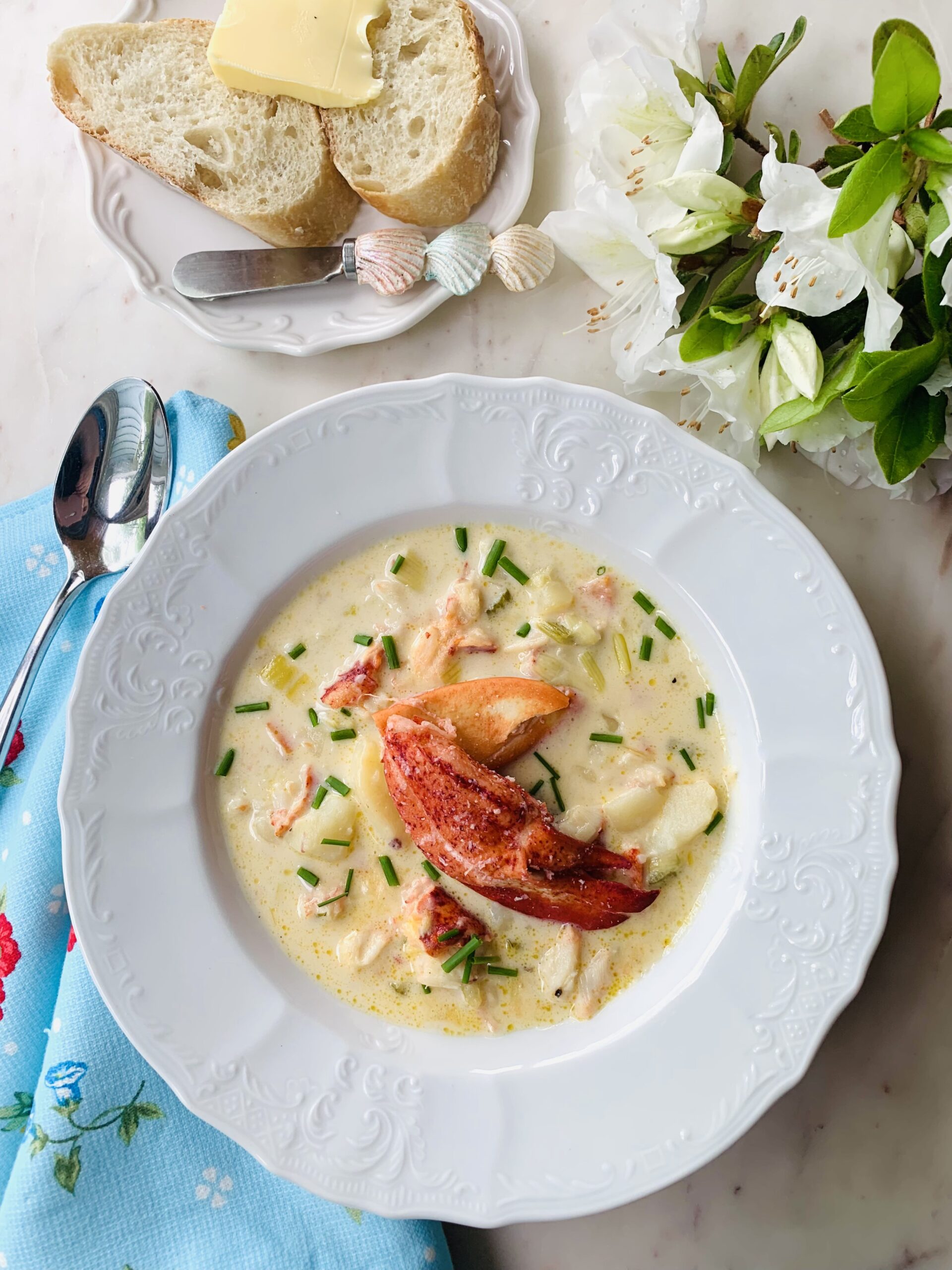 Garlic Cheddar Lobster Chowder